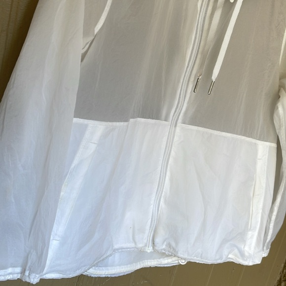 Lululemon translu anorak jacket - Picture 4 of 9